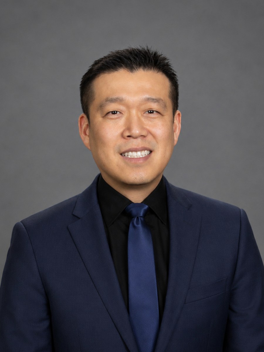 Portrait of SAM YOON